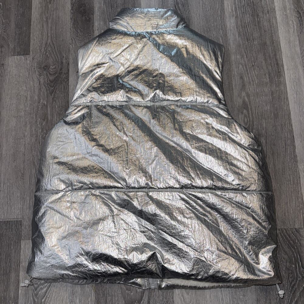 Metallic Silver Puffer Vest Faux Shearling Lined Full Zip Women’s Size Large y2k - Picture 6 of 9